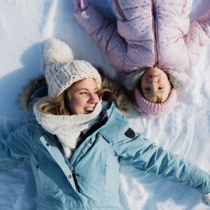 Settimana bianca: come vestire i bambini sulla neve